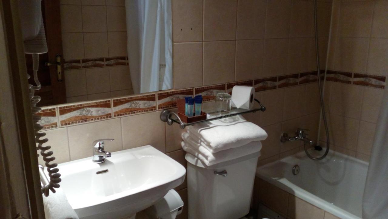 Hotel Di Torlaschi Валдивия Екстериор снимка
